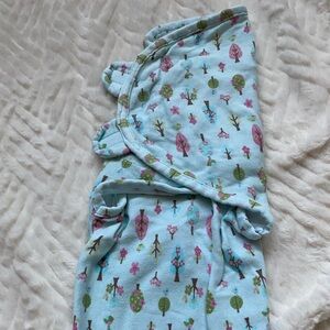 Velcro swaddling blanket - BUNDLE ME!